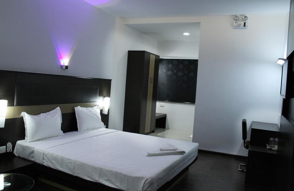 Hotel The Home Tiruppur Exteriér fotografie